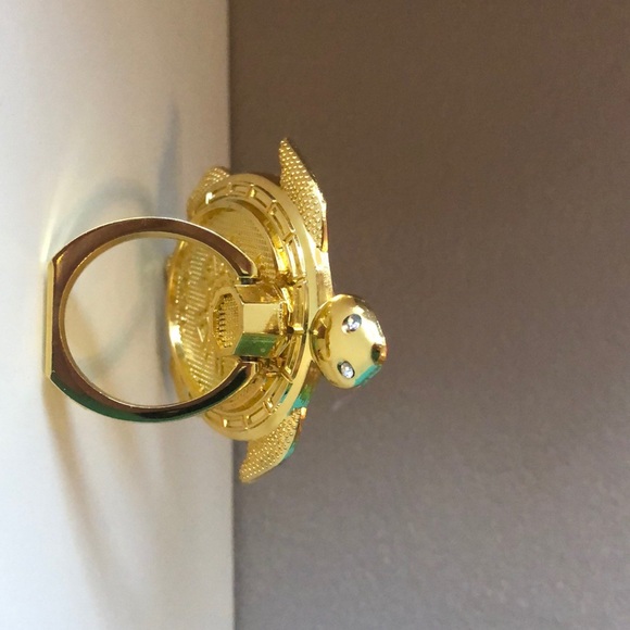 Lilly Pulitzer Turtle Phone Ring - Picture 4 of 6